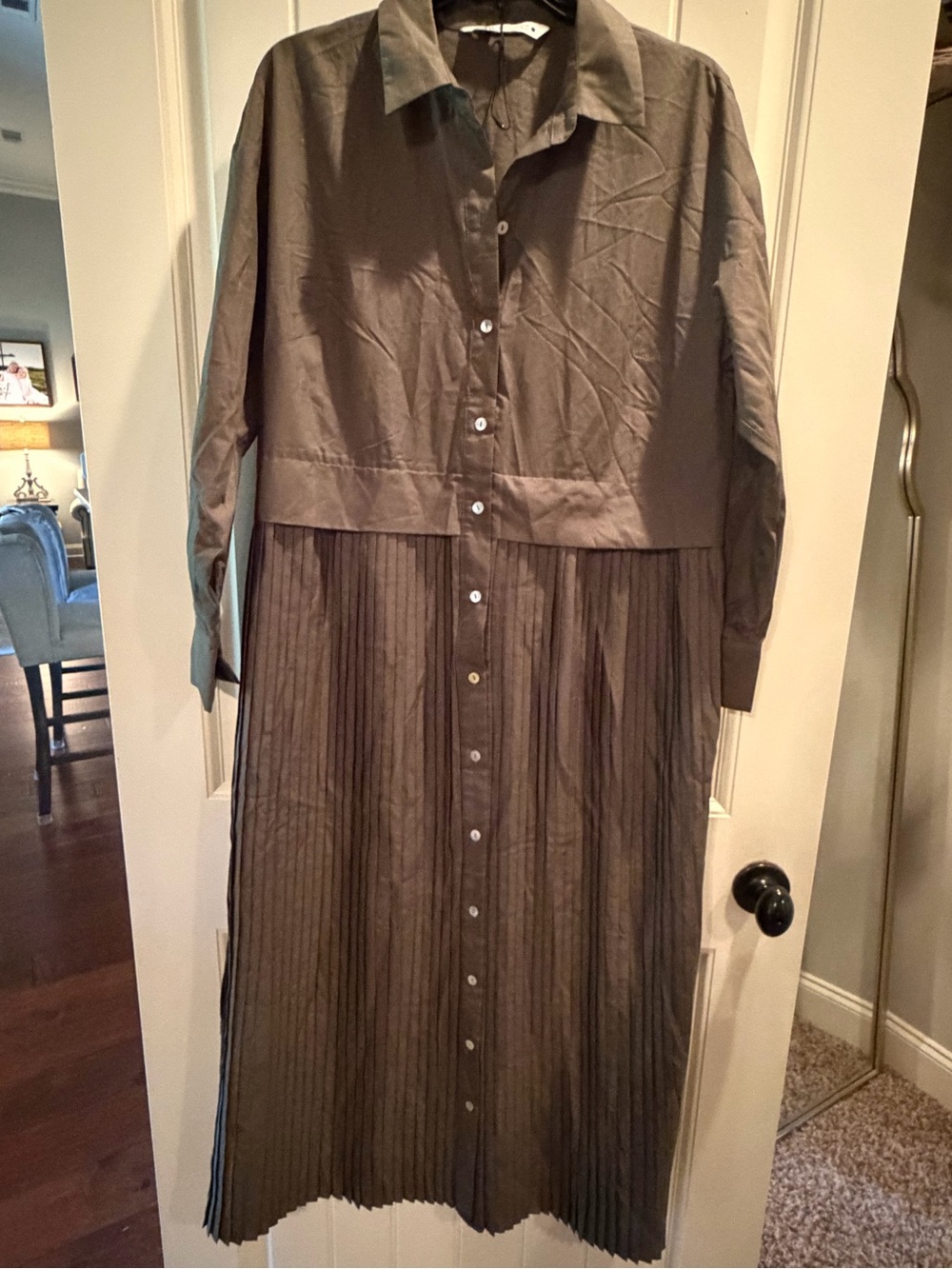 Zara Olive Green Pleated Button-Front Long Sleeve Midi Dress